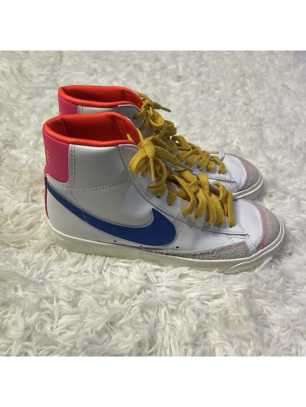 Nike Blazer Mid 77 ACG High Top Sneakers Womens 8.5 White Blue Pink DO1162-100